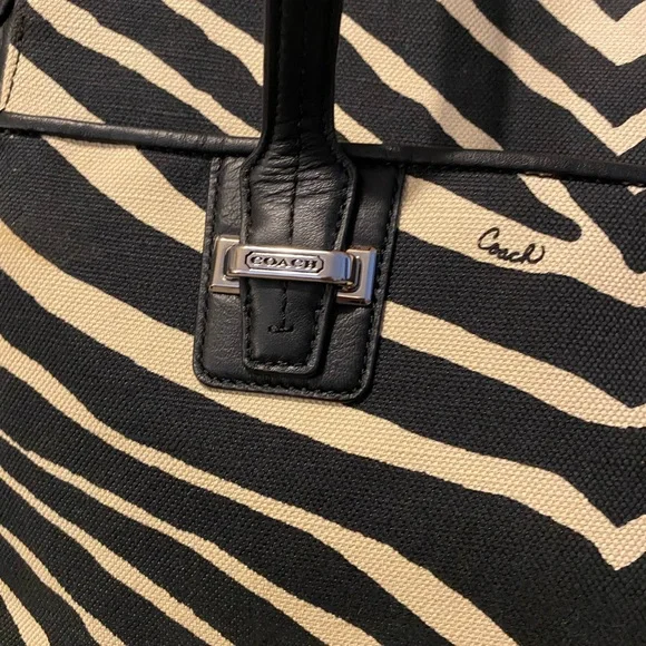 Coach Taylor Zebra Print Tote Shoulder Bag Y2K Silver Hardware - Picture 11 of 16